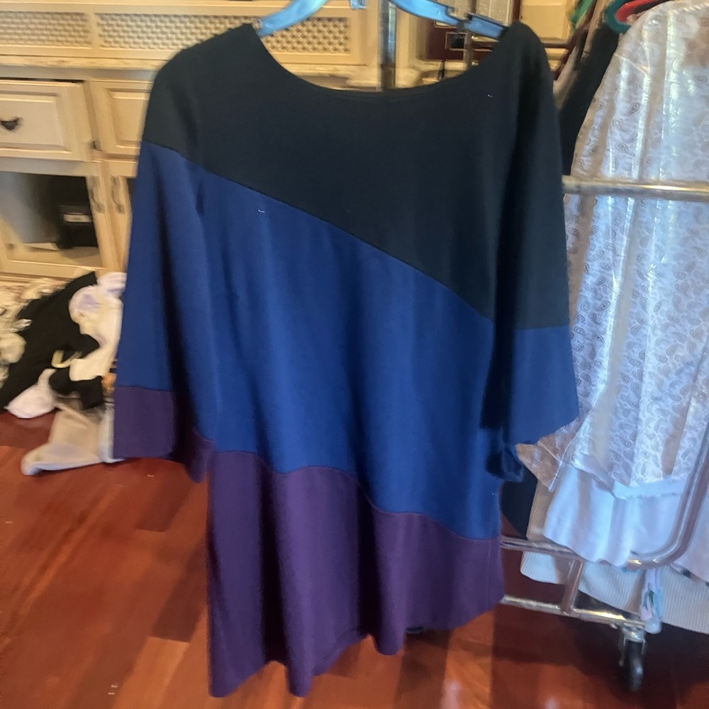 Taylor Elegant Black Garment